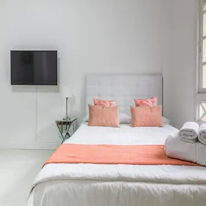 https://lovely-studio-at-the-city-heart.1costadelsol.com